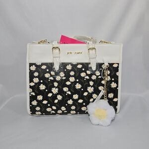 Betsey Johnson XOBECA Daisy Print Satchel Purse